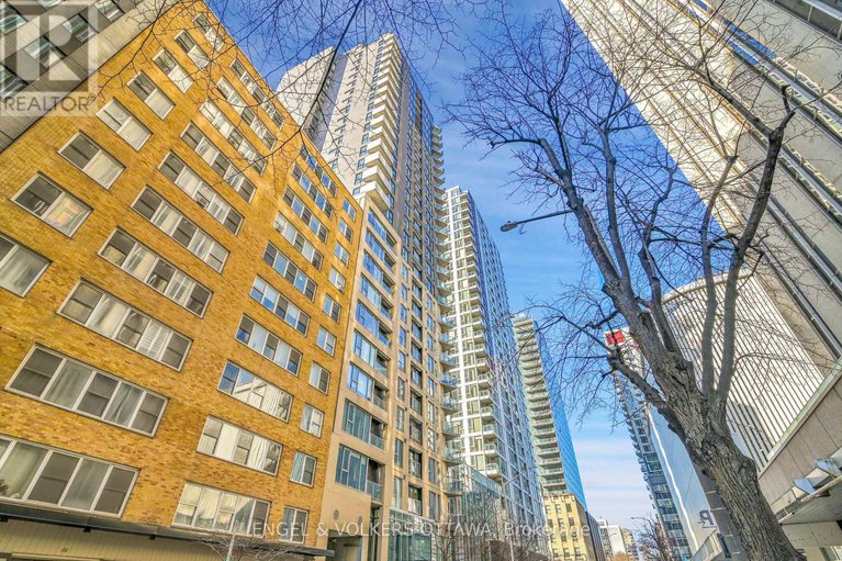28562228/1304-40-nepean-street/ottawa-centre/ottawa/ontario/K2P0X5_3