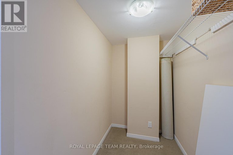 28962046/1650-locksley-lane/beaconwood/ottawa/ontario/K1J1B6_24