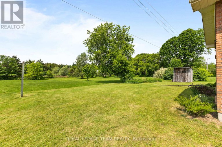 28621218/2150-8th-line-road/osgoode-twp-north-of-reg-rd-6/ottawa/ontario/K0A2P0_33