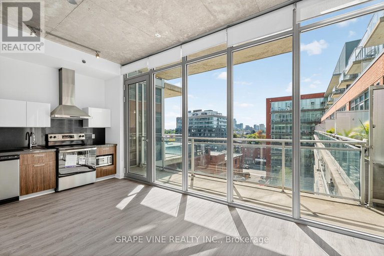 28867747/750-340-mcleod-street/ottawa-centre/ottawa/ontario/K2P1A4_12