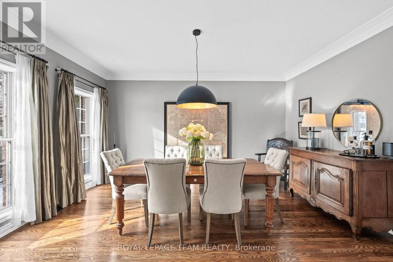 29403241/5557-pettapiece-crescent/manotick-village-manotick-estates/ottawa/ontario/K4M1C5_20