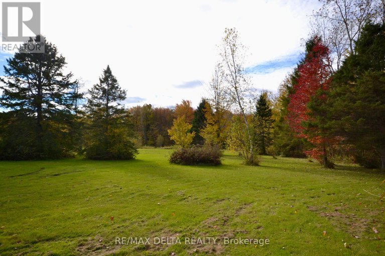 28097892/3888-schnupp-road/clarencerockland-twp/clarence-rockland/ontario/K0A1E0_33