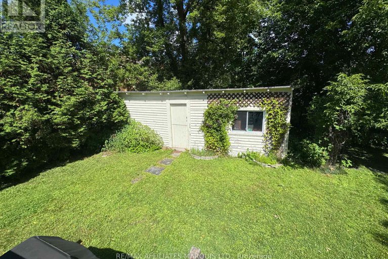 28637716/25-oak-street/lancaster/south-glengarry/ontario/K0C1N0_5