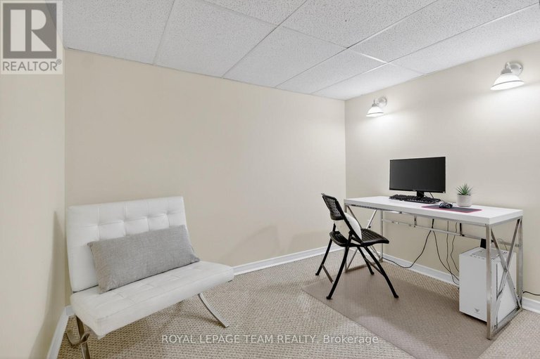 29431774/2-furlong-crescent/bridlewood/ottawa/ontario/K2M2J1_37