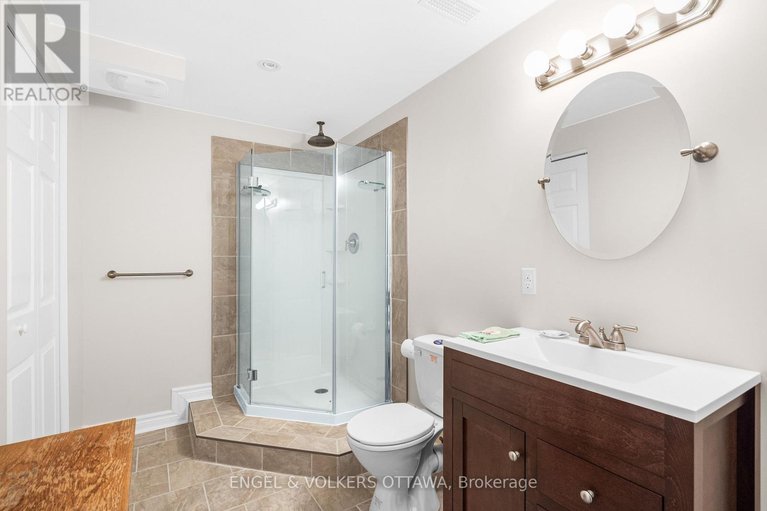 29513406/5-countryside-green/cedar-hillorchard-estates/ottawa/ontario/K2R1B5_40