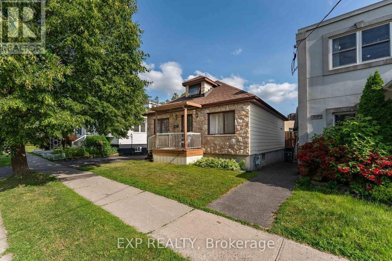 28501976/318-montfort-street/vanier/ottawa/ontario/K1L5N4_3