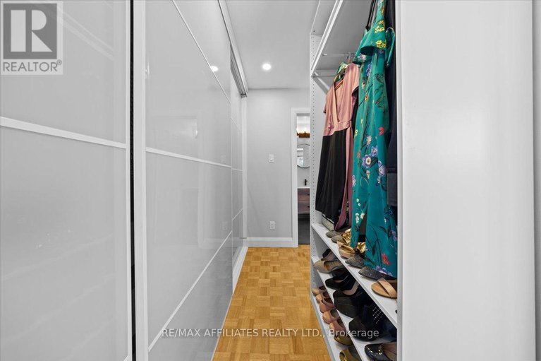 29099077/7-gagnon-court/beaverbrook/ottawa/ontario/K2K1A7_22