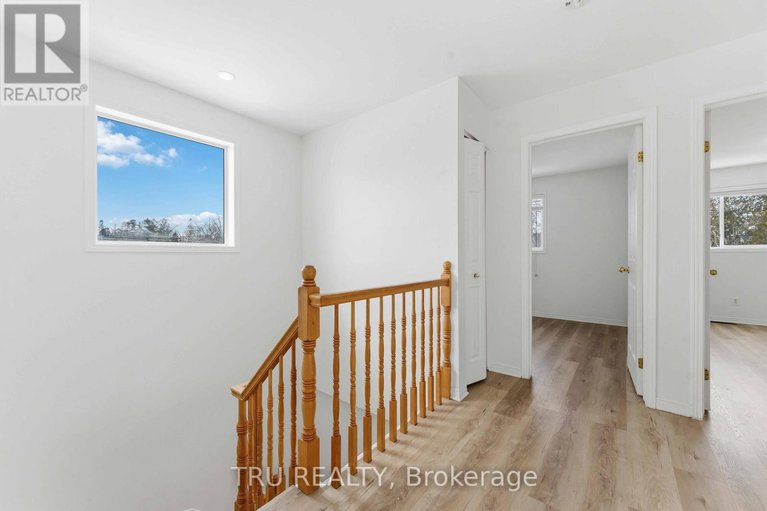 29378273/37-riverbank-court/stittsville-central/ottawa/ontario/K2S1V7_13