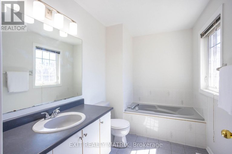 29648463/1458-shawinigan-street/fallingbrookridgemount/ottawa/ontario/K4A2N2_26