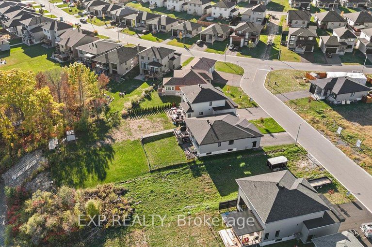 28995975/508-barrage-street/casselman/casselman/ontario/K0A1M0_39