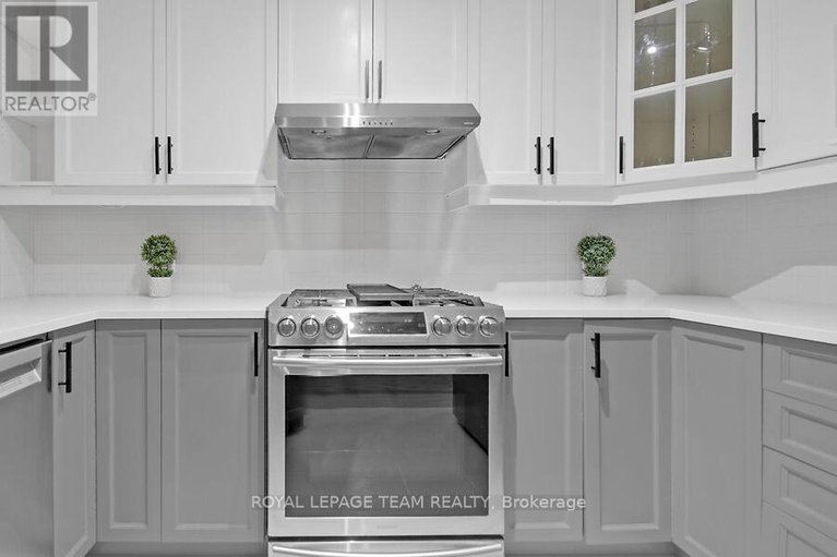 28451153/70-oldfield-street/barrhaven-east/ottawa/ontario/K2G7C2_16