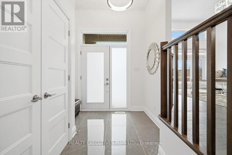 29225784/1082-docteur-corbeil-boulevard/town-of-rockland/clarence-rockland/ontario/K4K0E9_3