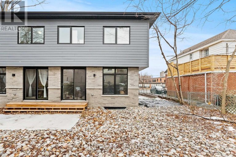 29404644/236-woodroffe-avenue-n/woodroffe/ottawa/ontario/K2A3V4_33