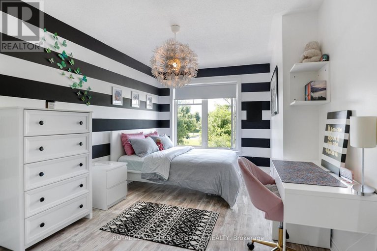 29451850/104-hillman-marsh-way/blossom-parkkemp-parkfindlay-creek/ottawa/ontario/K1T0B1_28