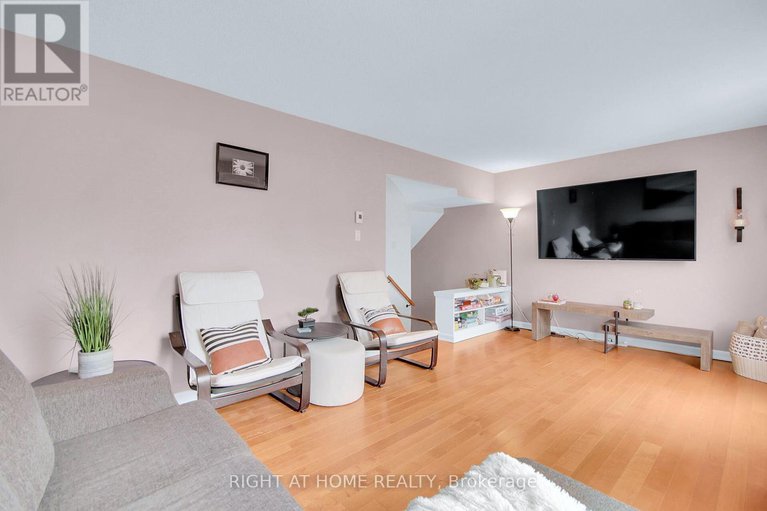 28284390/5-moorside-private/carleton-heights/ottawa/ontario/K2C3P4_19
