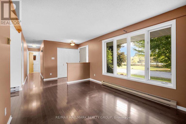 28982762/209-curry-street/kemptville/north-grenville/ontario/K0G1J0_9