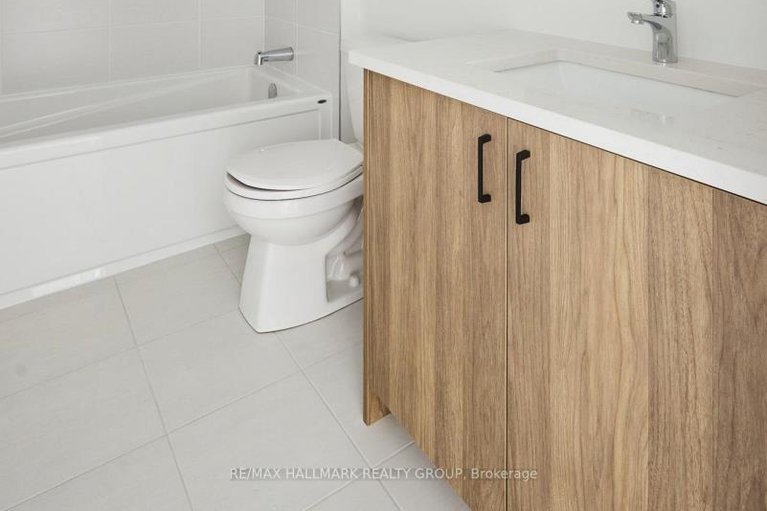 29406520/578-roundhouse-crescent/stittsville-south/ottawa/ontario/K2S1K4_15