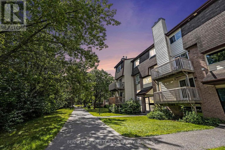 29112457/105-1585-goth-avenue/sawmill-creektimbermill/ottawa/ontario/K1T1E3_28