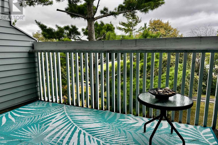 28795626/408-214-viewmount-drive/borden-farmstewart-farmcarleton-heightsparkwood-hills/ottawa/ontario/K2E7X3_15