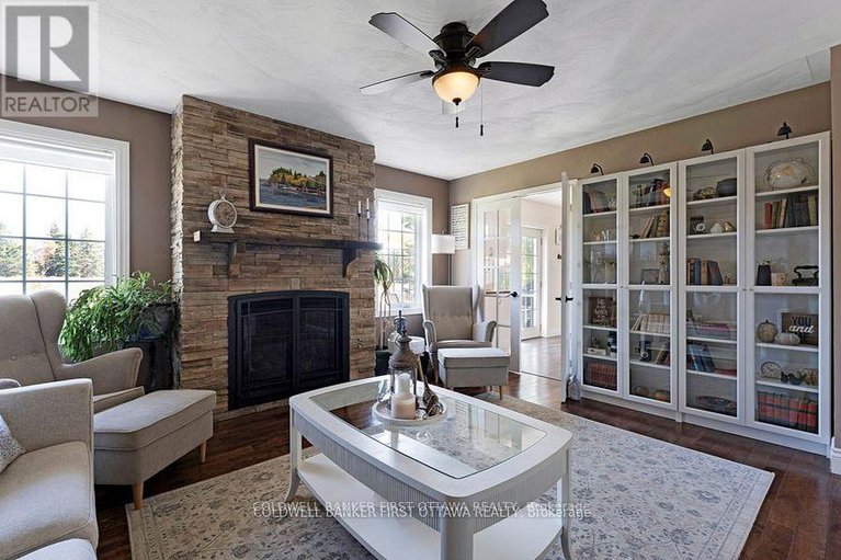 29165511/741-drummond-con-12c-road/drummond-n-elmsley-drummond-twp/drummondnorth-elmsley/ontario/K7C3P1_7