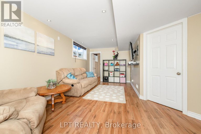 28805293/800-schooner-crescent/riverside-southgloucester-glen/ottawa/ontario/K1V1Y8_35