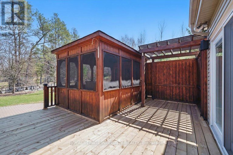 28570017/137-beaumont-avenue/town-of-rockland/clarence-rockland/ontario/K4K1R7_39