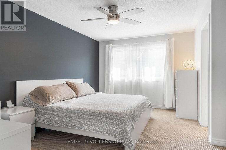 28731847/541-langelier-avenue/mer-bleuebradley-estatesanderson-park/ottawa/ontario/K1W0E7_20