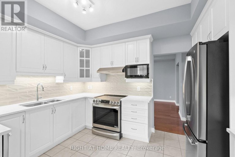 29024112/703-136-darlington-private-se/hunt-clubwestern-community/ottawa/ontario/K1V0X6_18