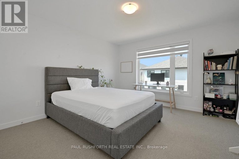 29667355/6483-renaud-road/mer-bleuebradley-estatesanderson-park/ottawa/ontario/K1W0R8_27