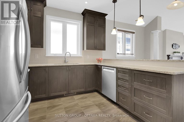 28627249/809-carnelian-crescent/riverside-southgloucester-glen/ottawa/ontario/K1X0A8_13