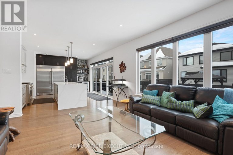 28284829/165-finsbury-avenue/stittsville-south/ottawa/ontario/K2S2P5_11