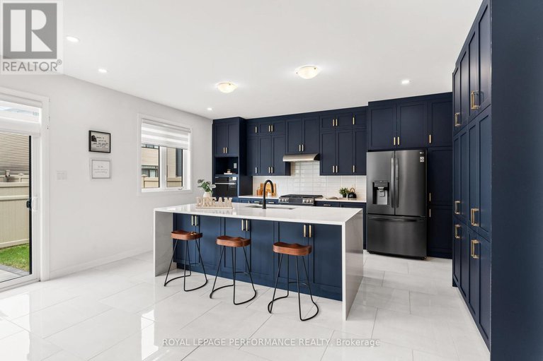 28303543/95-ralph-erfle-way/half-moon-bay/ottawa/ontario/K2J6W2_9