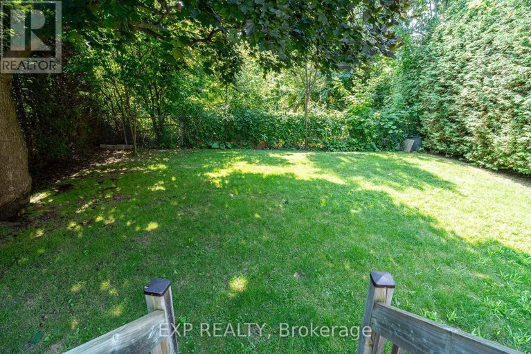 28733539/80-coolspring-crescent/borden-farmstewart-farmcarleton-heightsparkwood-hills/ottawa/ontario/K2E7M8_38