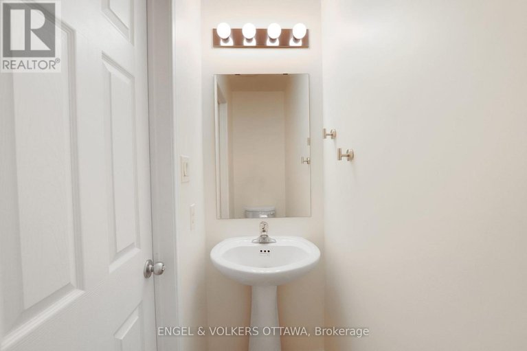 29420431/270-espin-heights/stonebridge/ottawa/ontario/K2J0Y8_8