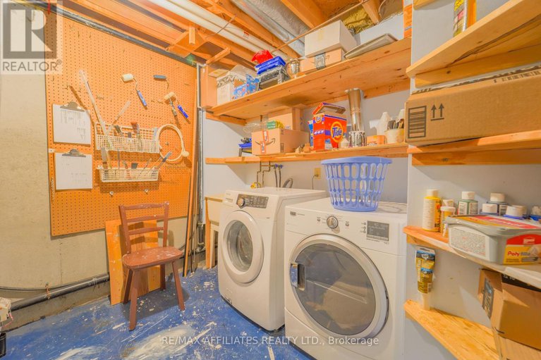 28589609/65-47-mcdermot-court/katimavik/ottawa/ontario/K2L3V5_30