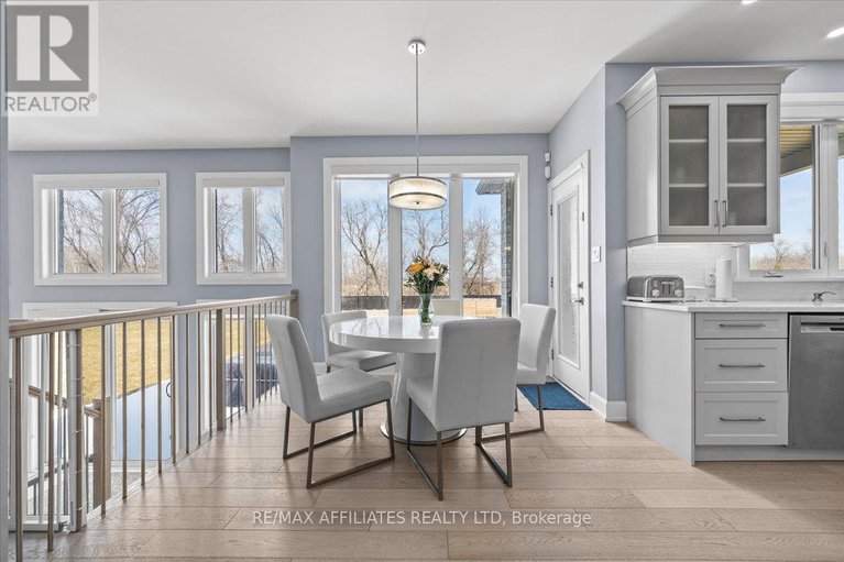 28084122/724-mcmanus-avenue/manotick-village-manotick-estates/ottawa/ontario/K4M0B2_10