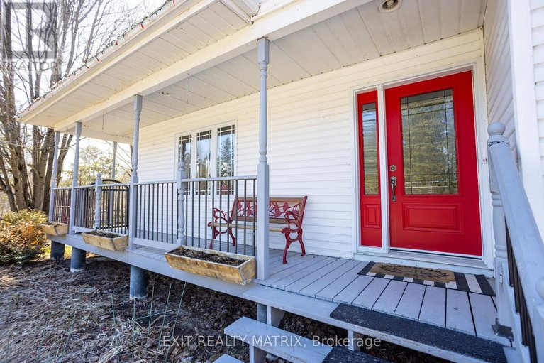 29607384/2468-gagne-road/clarencerockland-twp/clarence-rockland/ontario/K0A2A0_3