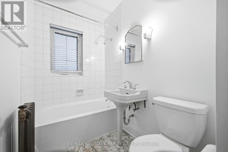 29633672/1c-260-metcalfe-street/ottawa-centre/ottawa/ontario/K2P1R6_27