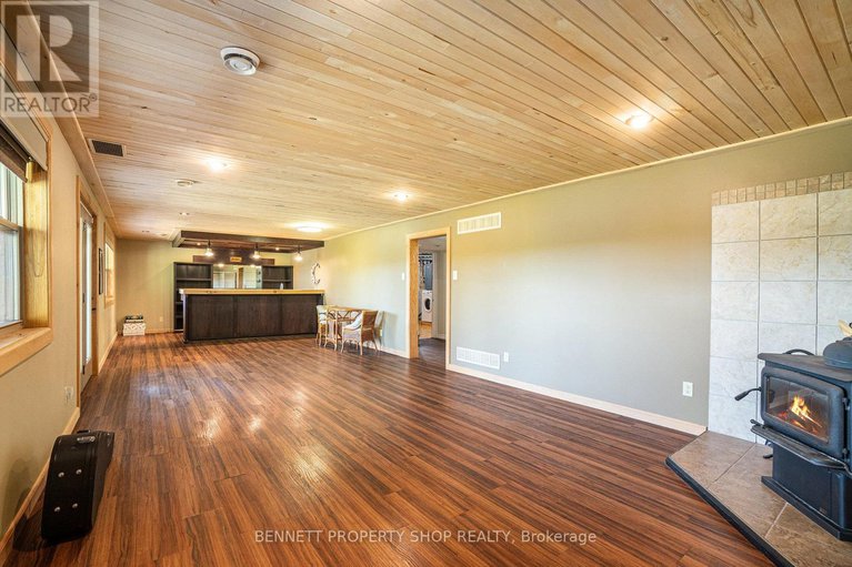 28877435/250-horne-lake-road/lanark-highlands-dalhousie-twp/lanark-highlands/ontario/K0G1K0_16