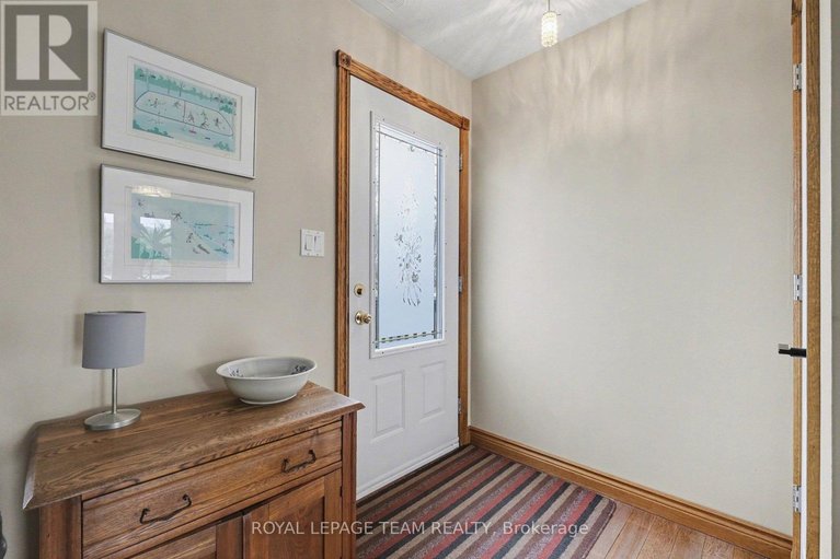 29608684/3041-bridge-street/north-dundas-mountain-twp/north-dundas/ontario/K0E1W0_5