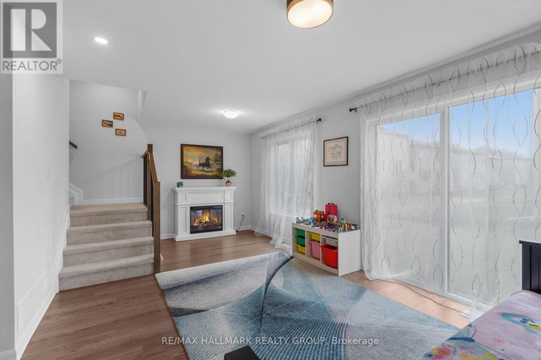 28879601/5017-abbott-street-e/emerald-meadowstrailwest/ottawa/ontario/K2V0M6_6