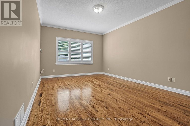 28668574/1513-apeldoorn-avenue/carleton-heights/ottawa/ontario/K2C1V2_23