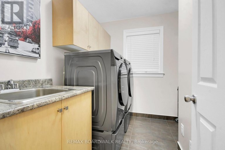 29664465/802-tony-george-street-n/stittsville-north/ottawa/ontario/K2S0R3_17