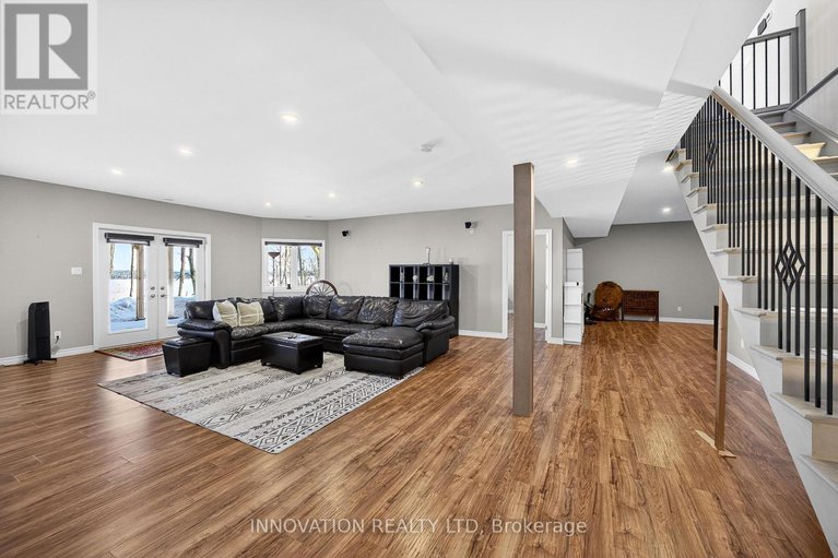 29350318/731-usborne-street/mcnabbraeside-twps/mcnabbraeside/ontario/K0A1G0_28