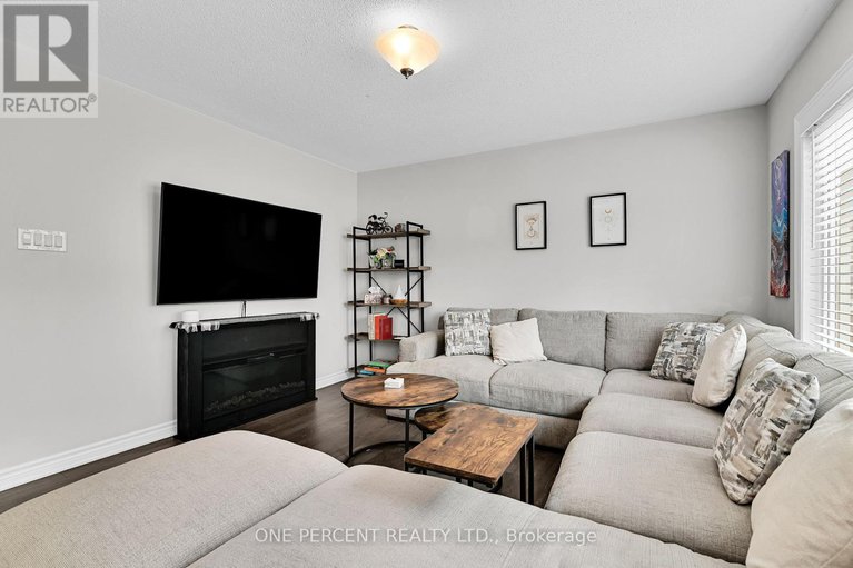 28279096/899-fameflower-street/half-moon-bay/ottawa/ontario/K2J6H3_13