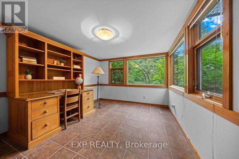 28588521/107-stanley-avenue/new-edinburgh/ottawa/ontario/K1M1N8_21