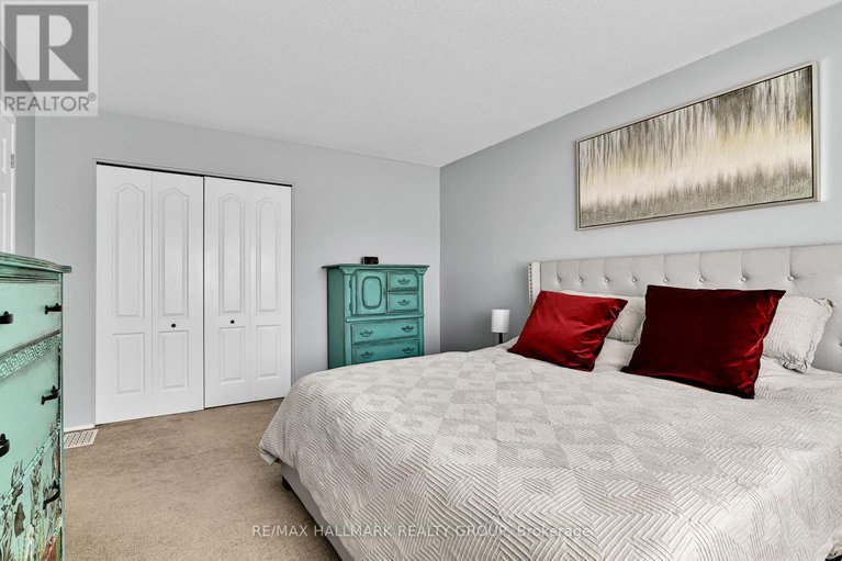 28944785/53-21-midland-crescent/arlington-woods/ottawa/ontario/K2H8P6_15