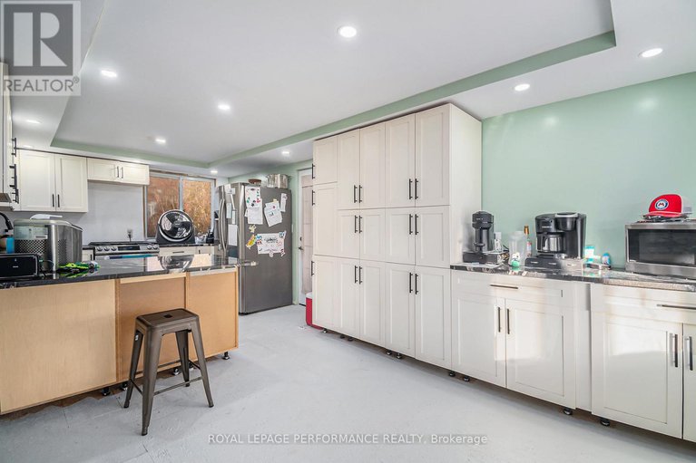 29056706/16015-county-2-road/long-sault/south-stormont/ontario/K0C1P0_10