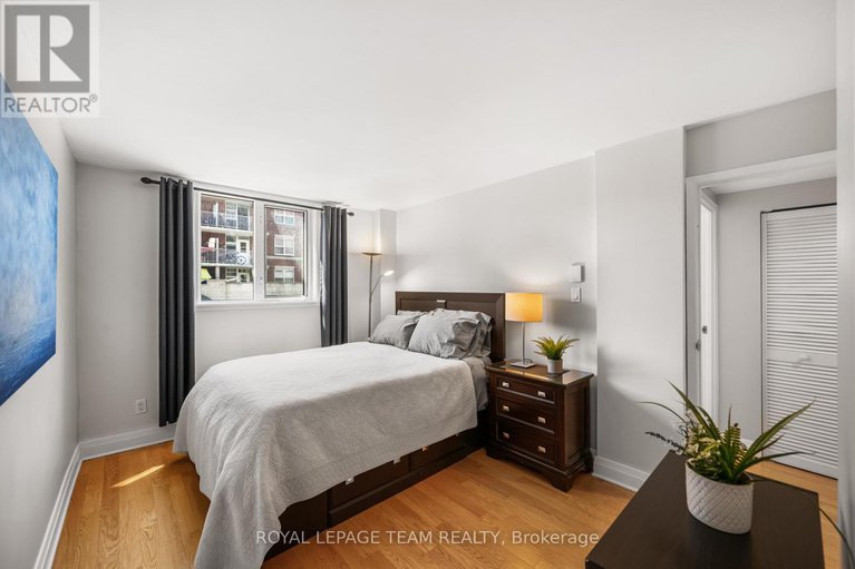 28741163/202-309-cumberland-street/lower-townbyward-market/ottawa/ontario/K1N7J1_13