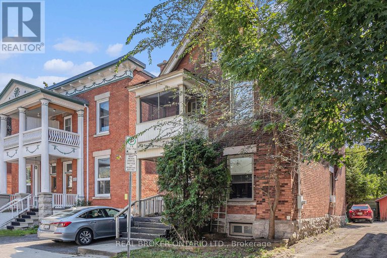 120 Waverley Street